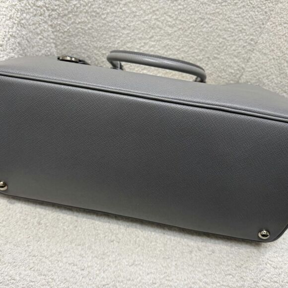 Prada Saffiano Lux large Tote Color Grey - Picture 10 of 12